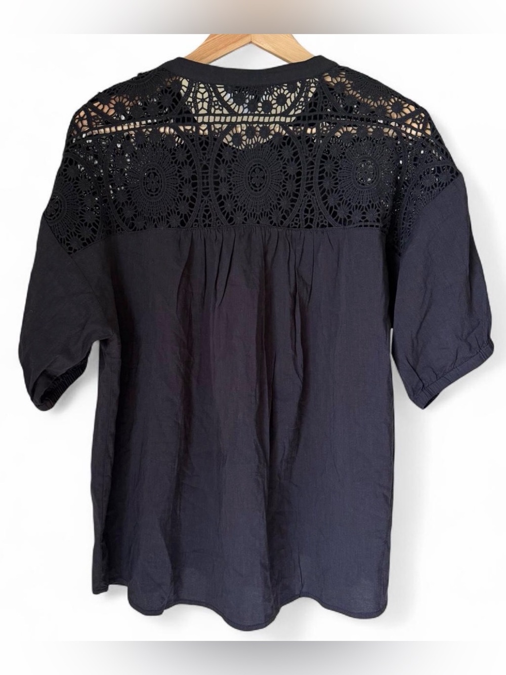 Evereve Casual Boho Crochet Button Up Blouse - Picture 4 of 5